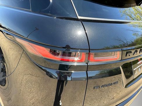 Used 2023 Land Rover Range Rover Evoque R-Dynamic SE AWD/4WD image 23