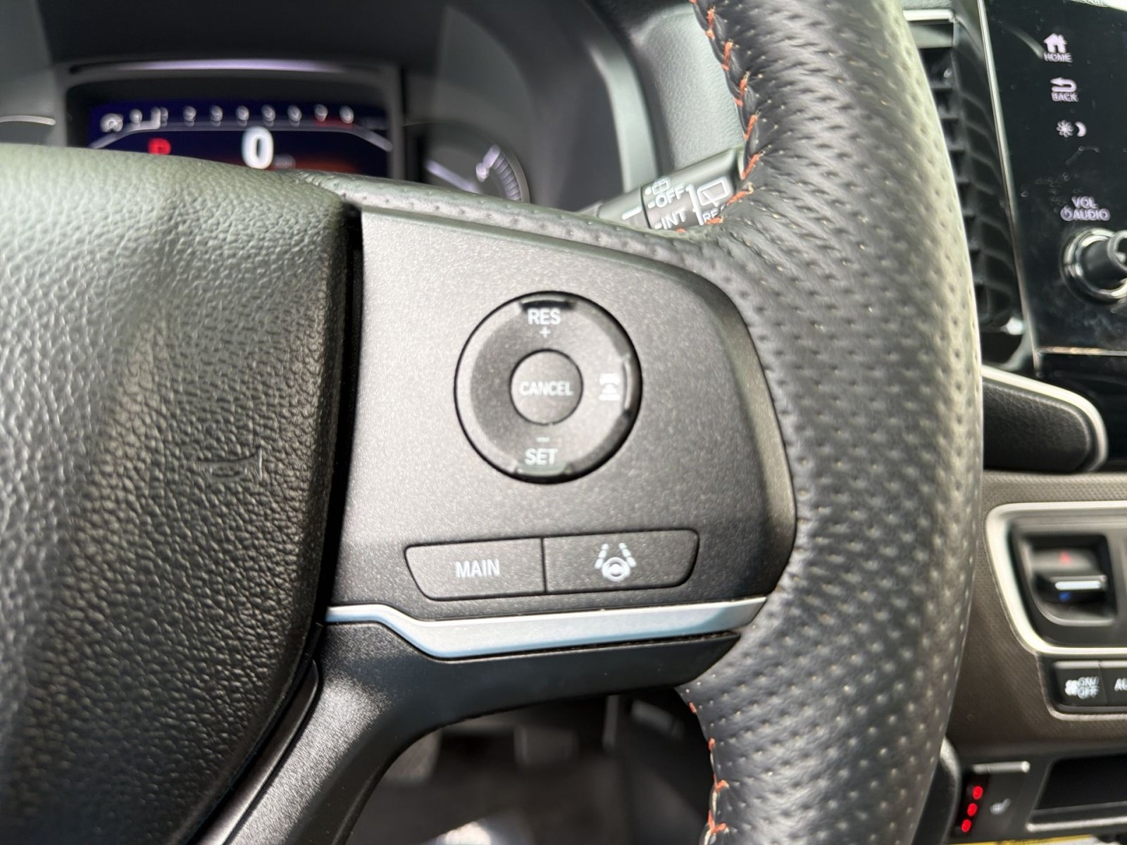 Used 2022 Honda Passport TrailSport image 36