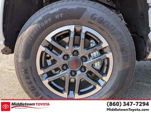 Certified 2026 Toyota Tacoma TRD Sport w/ TRD Sport Upgrade Package AWD/4WD image 9