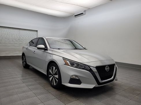 Used 2021 Nissan Altima 2.5 SV image 13