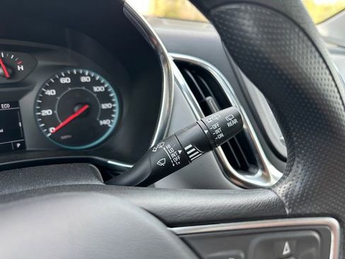 Used 2023 Chevrolet Equinox LS w/ Driver Confidence II Package image 25