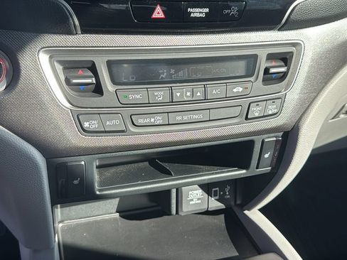 Certified 2023 Honda Ridgeline RTL image 21