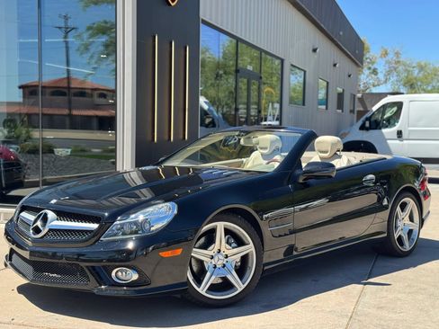 Used 2009 Mercedes-Benz SL 550 image 1