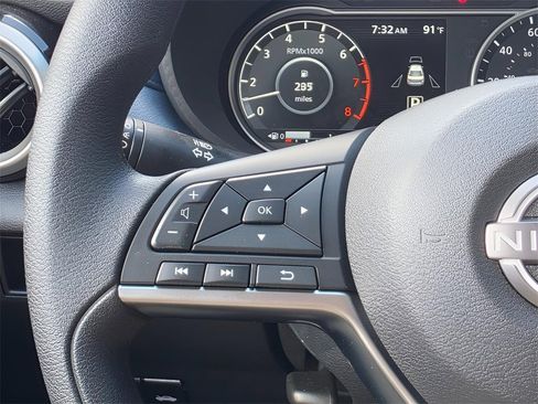 New 2025 Nissan Versa SV w/ Trunk Package image 19