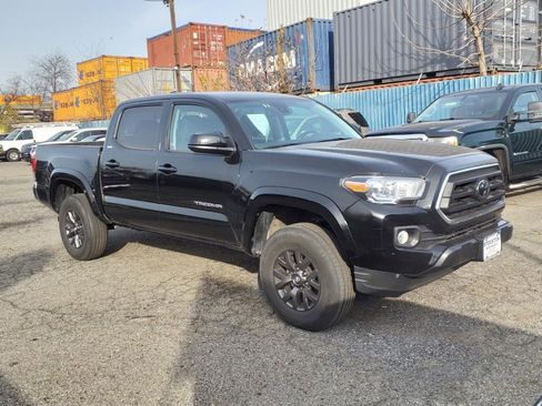 Used 2023 Toyota Tacoma SR5 image 1