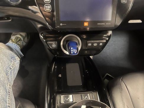 Used 2022 Toyota Prius Prime Limited image 28