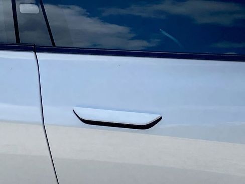 Used 2022 Lucid Air Grand Touring image 20