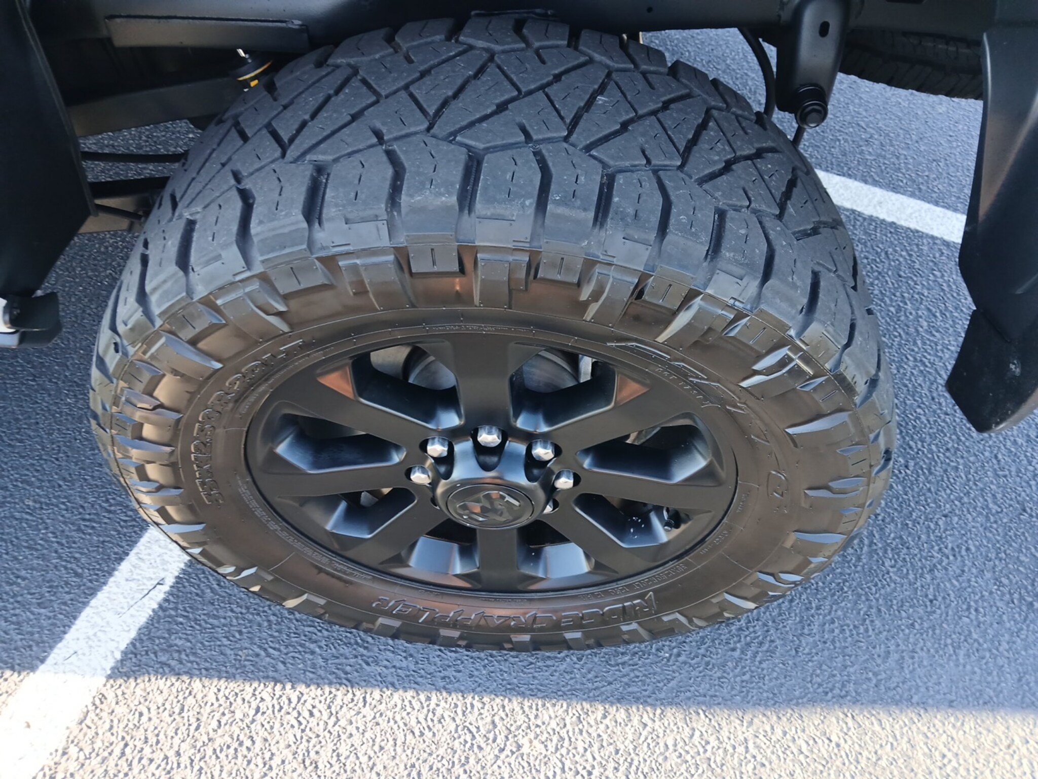 Certified 2024 RAM 2500 Big Horn w/ Night Edition AWD/4WD image 16