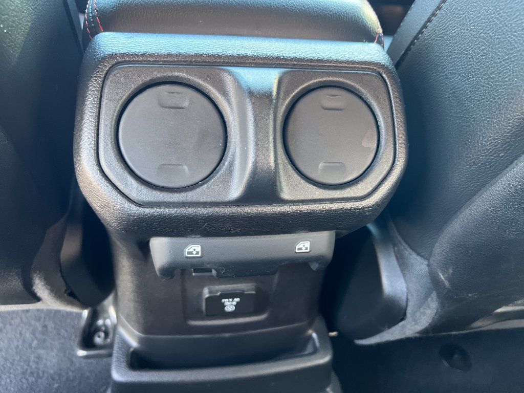 Used 2021 Jeep Wrangler Unlimited Rubicon AWD/4WD image 14