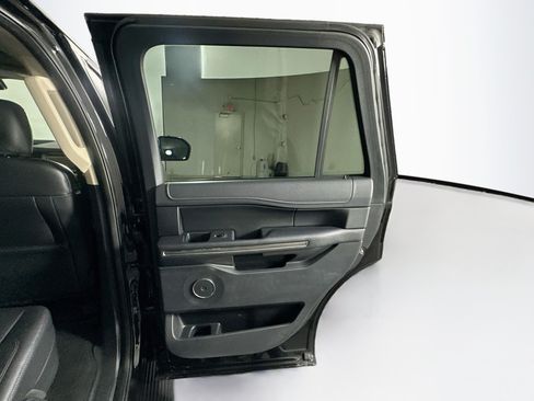 Used 2022 Ford Expedition XLT RWD image 33