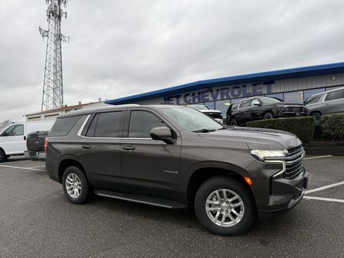Used 2021 Chevrolet Tahoe LT image 2