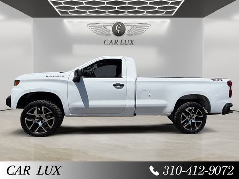 Used 2020 Chevrolet Silverado 1500 W/T w/ Trailering Package AWD/4WD image 2