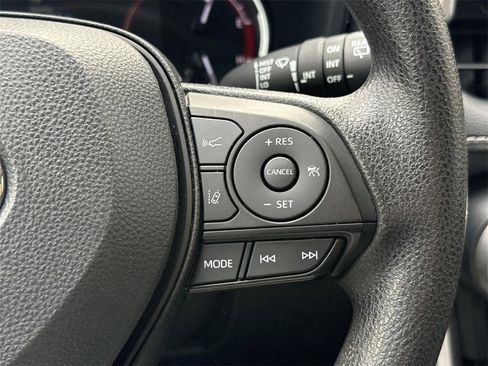 Used 2023 Toyota RAV4 XLE image 35
