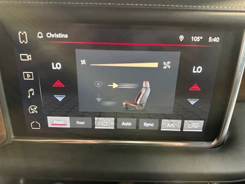 Certified 2024 GMC Yukon Denali Ultimate AWD/4WD image 9
