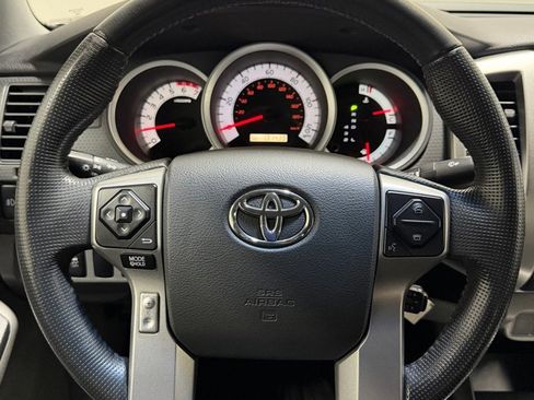 Used 2014 Toyota Tacoma 4x4 Double Cab w/ SR5 Package image 15