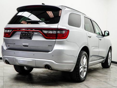 Used 2024 Dodge Durango GT AWD/4WD image 12