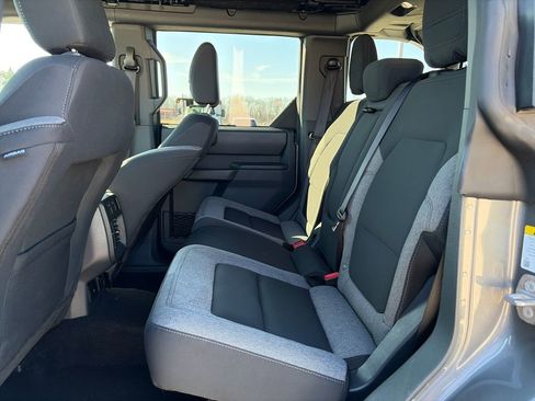 Used 2025 Ford Bronco Big Bend image 31