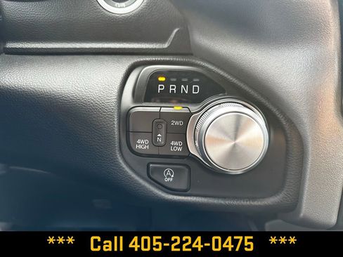 Used 2024 RAM 1500 Laramie AWD/4WD image 32