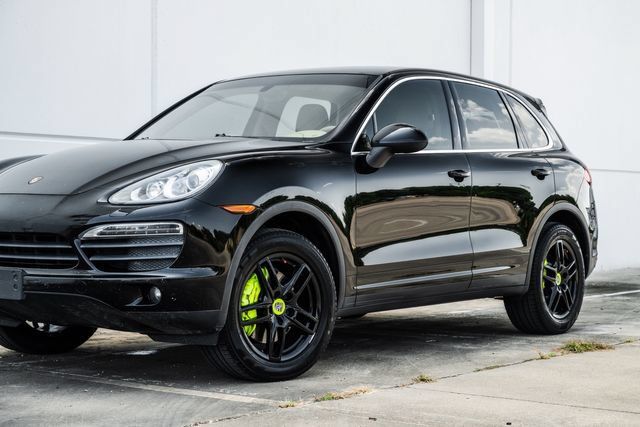 Used 2014 Porsche Cayenne S AWD/4WD image 38