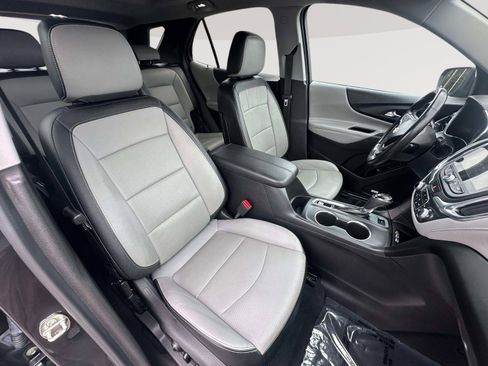 Used 2020 Chevrolet Equinox Premier image 31