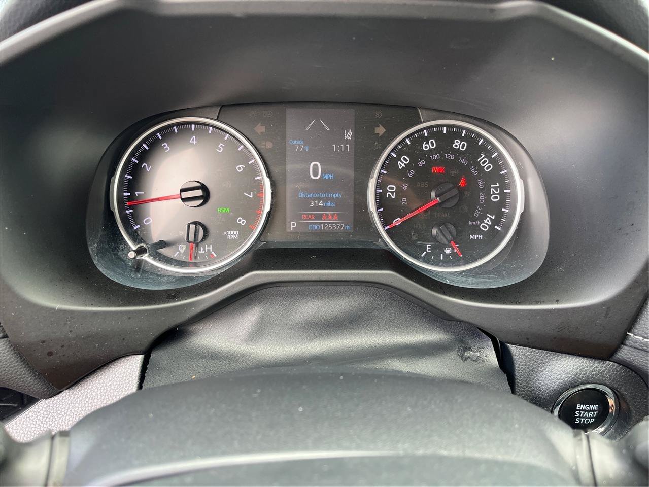 Used 2019 Toyota RAV4 XLE w/ Convenience Package AWD/4WD image 16