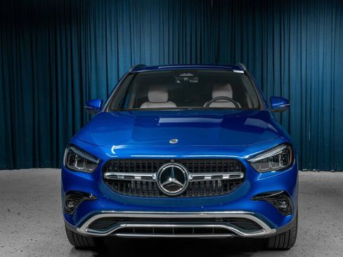 New 2025 Mercedes-Benz GLA 250 image 2