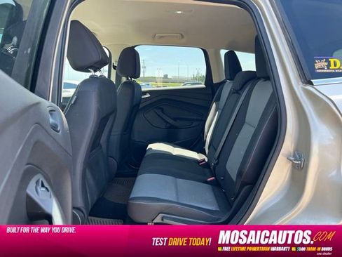 Used 2017 Ford Escape SE FWD image 6