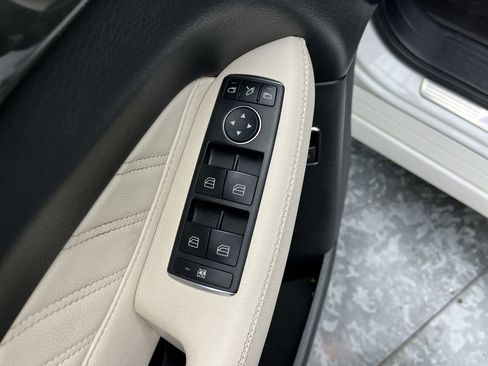 Used 2017 Mercedes-Benz GLE 43 AMG 4MATIC image 9