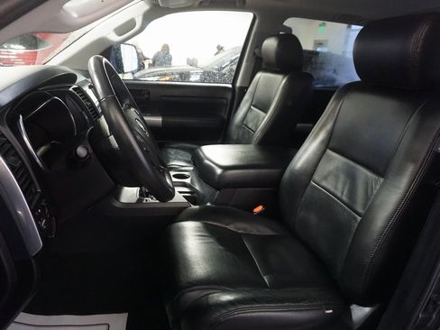 Certified 2022 Toyota Sequoia TRD Sport image 19