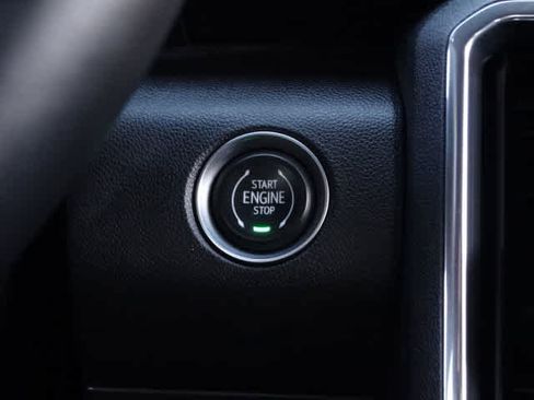 Used 2024 GMC Acadia Elevation w/ Black Edition image 30