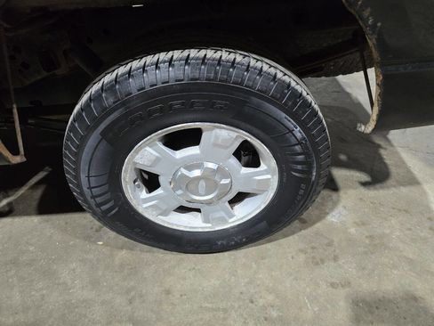 Used 2010 Ford F150 XLT image 23