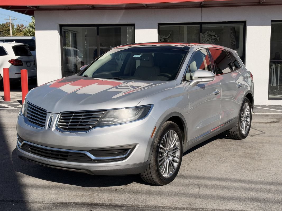 Used 2018 Lincoln MKX Reserve FWD image 10