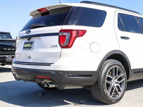 Used 2019 Ford Explorer Sport w/ Equipment Group 401A AWD/4WD image 9