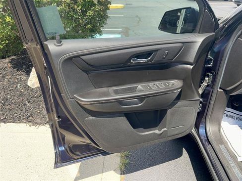 Used 2016 GMC Acadia SLT AWD/4WD image 10