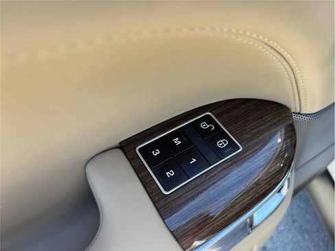 Used 2015 Land Rover Range Rover Sport Autobiography image 24