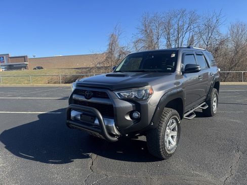 Used 2015 Toyota 4Runner Trail Premium image 16