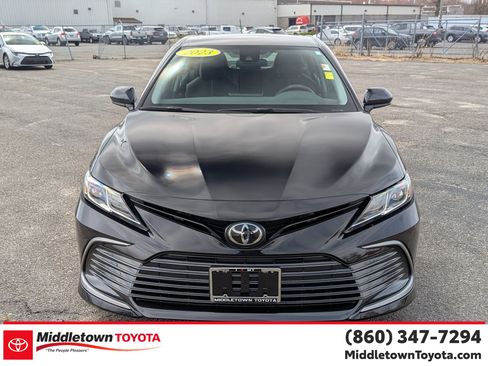 Certified 2023 Toyota Camry LE image 5