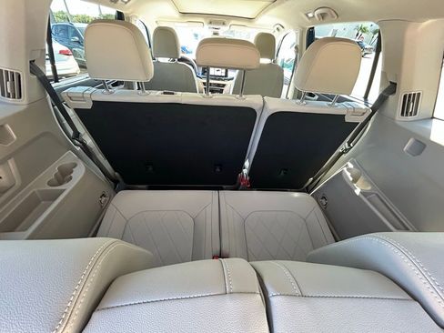 New 2026 Volkswagen Atlas SEL Premium R-Line image 42