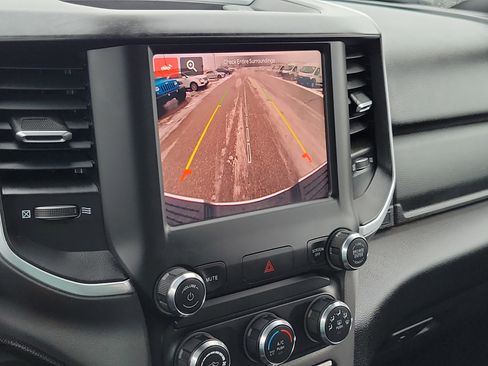 Used 2024 RAM 2500 Big Horn w/ Bed Utility Group image 17