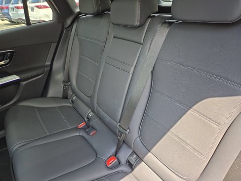 Certified 2026 Mercedes-Benz GLC 300 4MATIC image 9