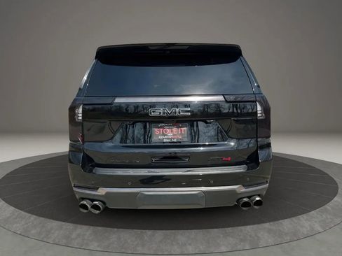 Used 2025 GMC Yukon XL AT4 Ultimate AWD/4WD image 4