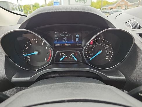 Used 2018 Ford Escape SE w/ SE Sync 3 Package FWD image 26