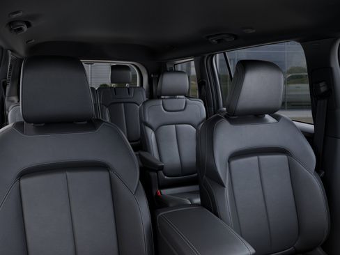 New 2026 Jeep Grand Cherokee L Limited AWD/4WD image 25