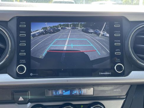 Used 2022 Toyota Tacoma SR5 w/ Technology Package RWD image 32