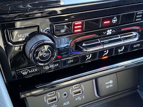 New 2025 Jeep Grand Cherokee Altitude image 20