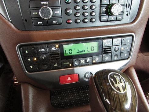 Used 2010 Maserati GranTurismo S image 92