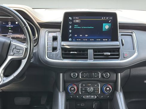 Used 2022 Chevrolet Tahoe LT RWD image 18
