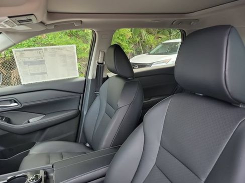 New 2026 Nissan Rogue Dark Armor AWD/4WD image 16