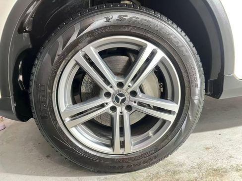 Used 2022 Mercedes-Benz GLC 300 4MATIC image 22