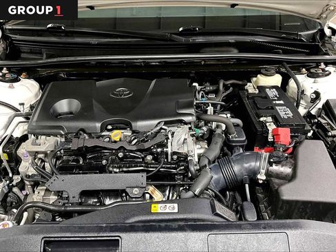 Certified 2018 Toyota Camry LE FWD image 32